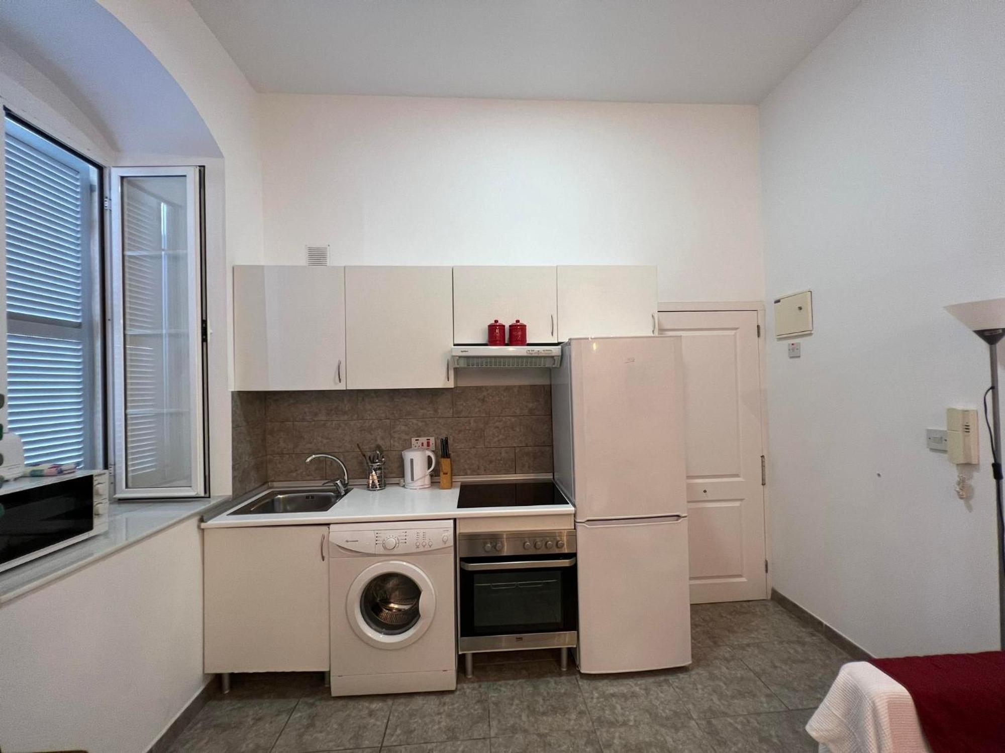 Budget-Friendly 1Br In The City Center Gibraltar Zewnętrze zdjęcie